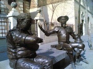 Estatuas de Don Quijote y Sancho en Alcalá.