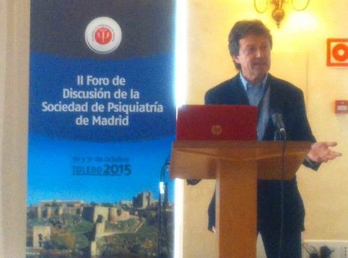 Néstor Szerman durante su ponencia