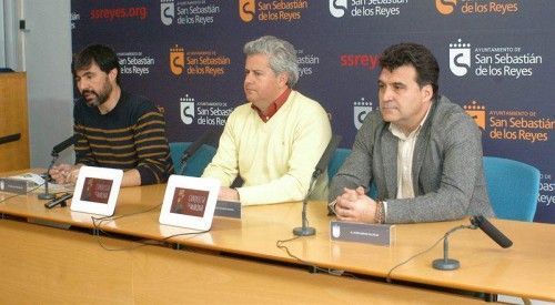 Narciso Romero (en el cemntro), alcalde de Sanse. Foto: Ayto de SS de los Reyes.