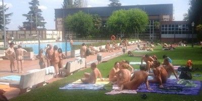 nudistas