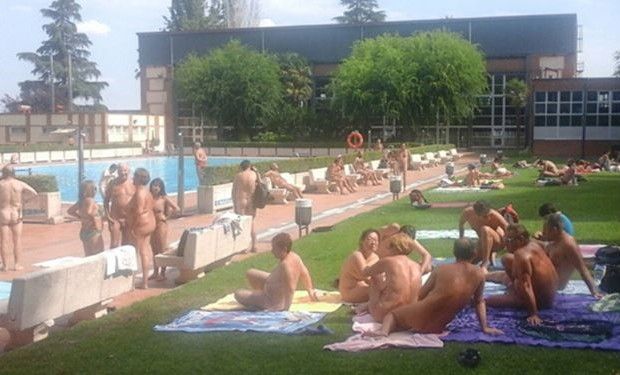 nudistas