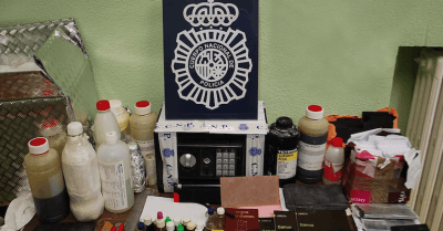 Policía