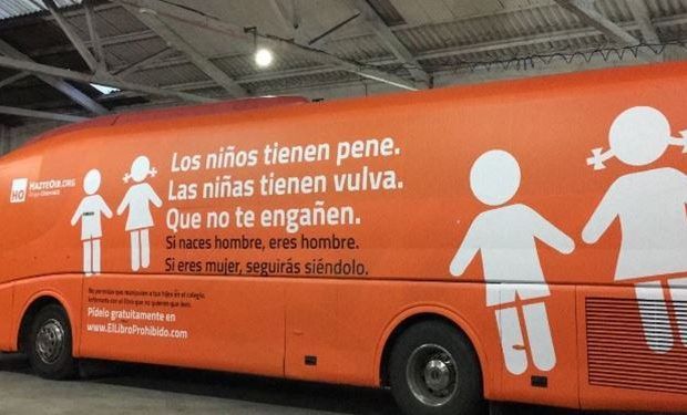 pene vulva autobus