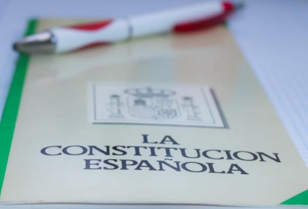 Constitución