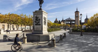 Alcalá, pueblo plaza