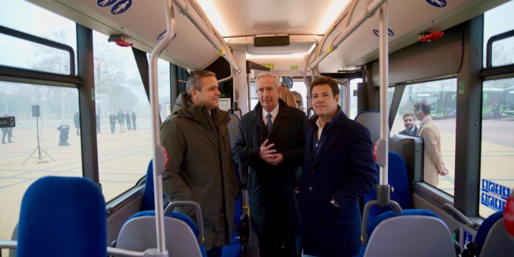Bus