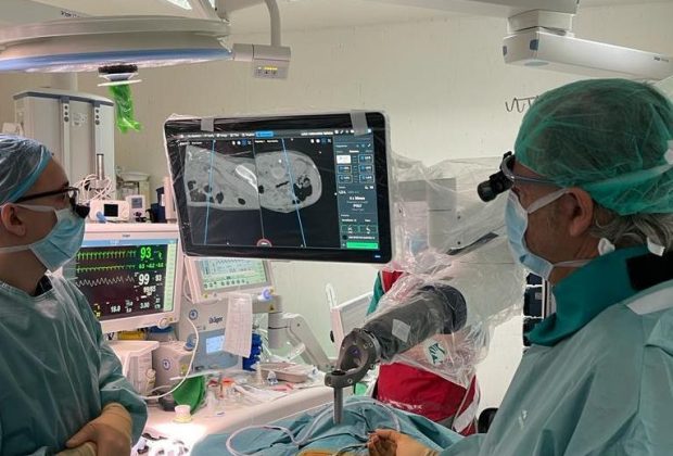 medicina operacion cirujia cirujano robot
