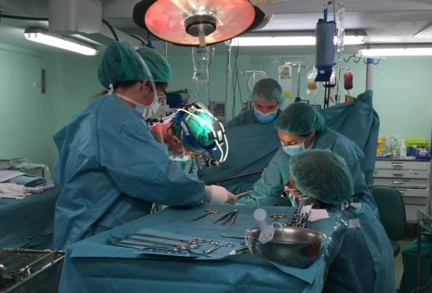 transplante cirugía operación medicina quirófano