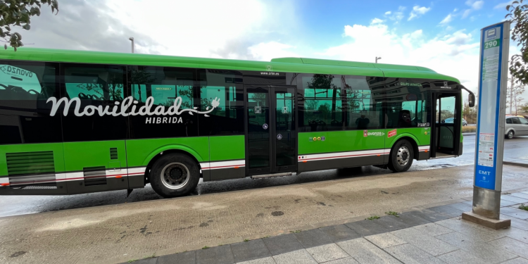 AUTOBÚS