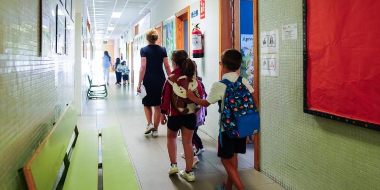 EDUCACIÓN CLASE COLEGI