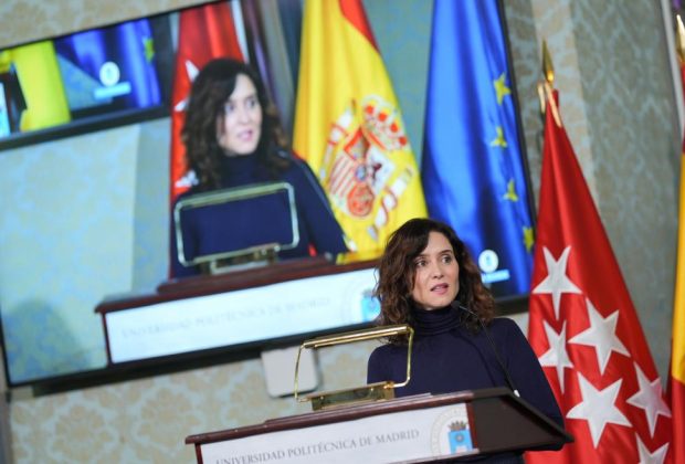 AYUSO