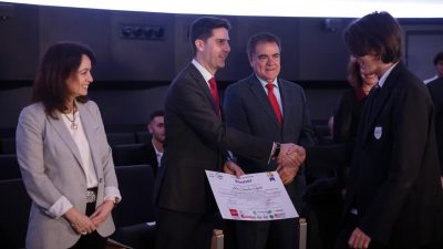 La Comunidad de Madrid fomenta las vocaciones de los jóvenes en el sector aeroespacial, estratégico para la generación de conocimiento e i