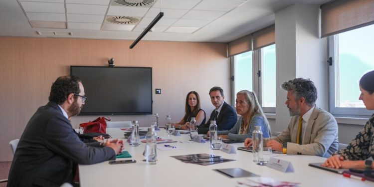 funcionarios