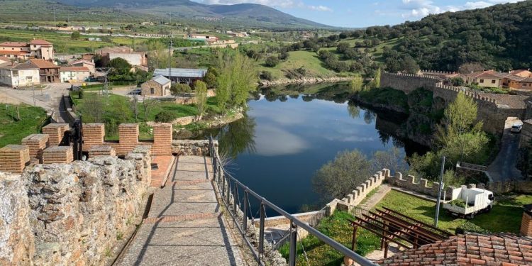 Pueblos con Vida