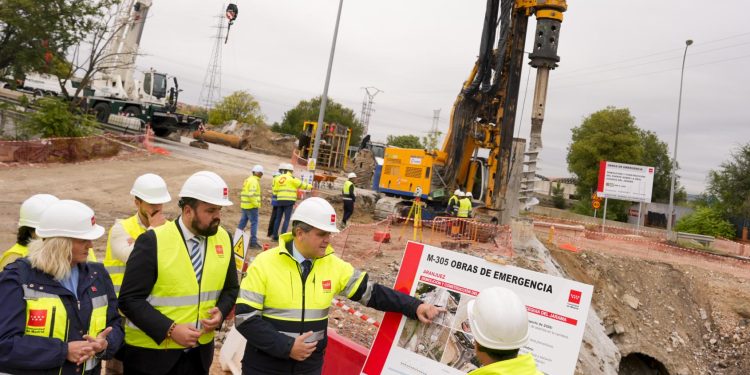 M-305